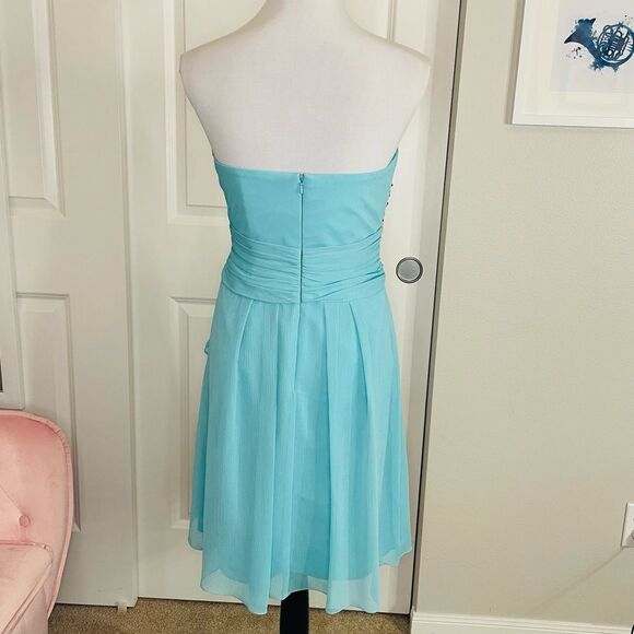 David’s Bridal F14847 Cascade Chiffon Strapless Dress size 4 - Picture 2 of 12